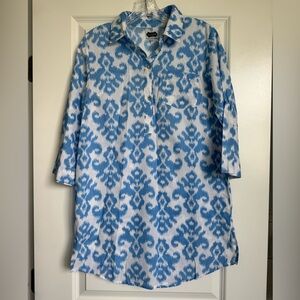 Mud Pie Blue and White Button-Up Shirt
